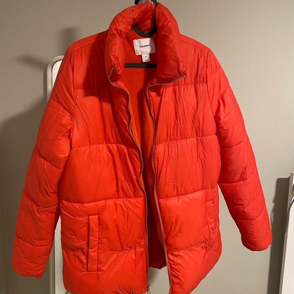 Red Old Navy puffer jacket ~Medium - Picture 1 of 3